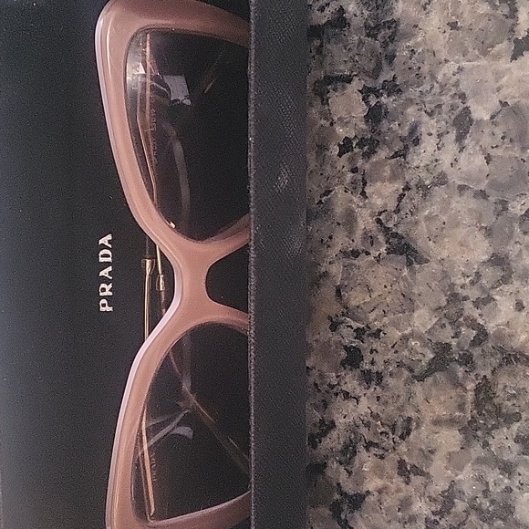 Designer Sunglasses - Picture 5 of 5